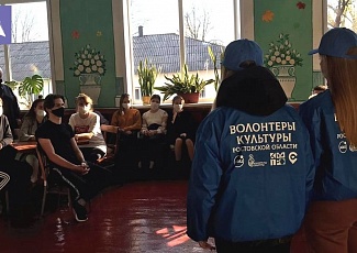 ﻿﻿Встреча куратора и представителей общественного движения «Волонтеры культуры Ростовской области» в г. Шахты с активной молодежью клубной системы города