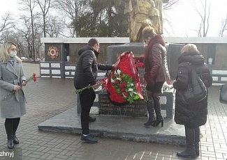 В День освобождения города от немецко-фашистских захватчиков  шахтинцы вспоминают павших воинов